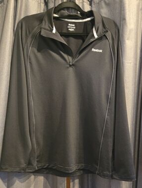 Reebok Black Unisex Quarter-Zip Performance Jacket
